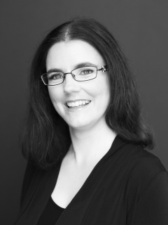 Evie-7078-BW copy2MB.jpg