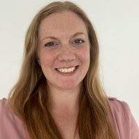 Holly Donaldson headshot pink